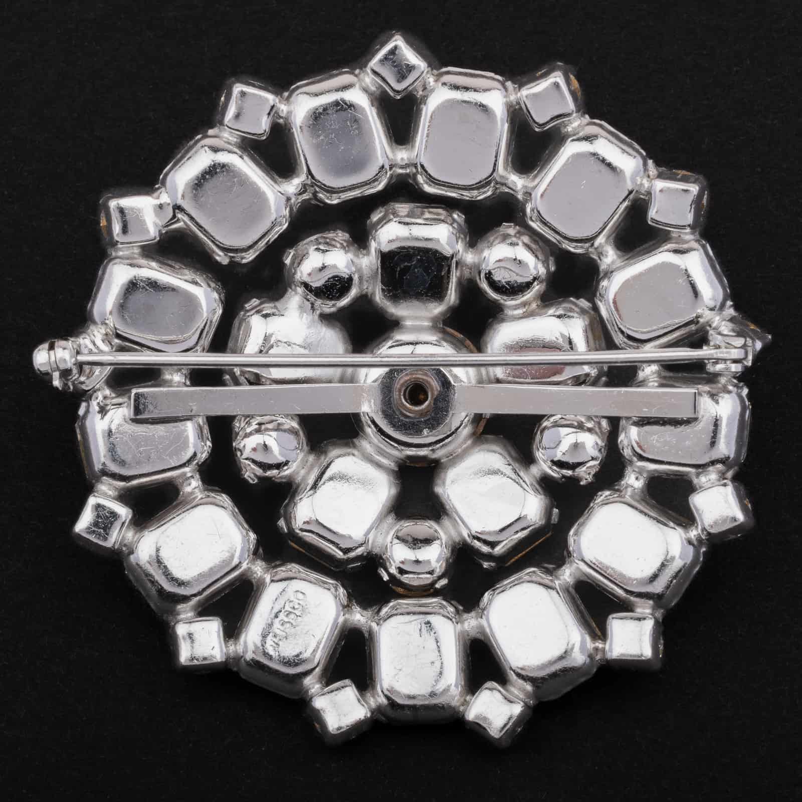 Weiss brooch online