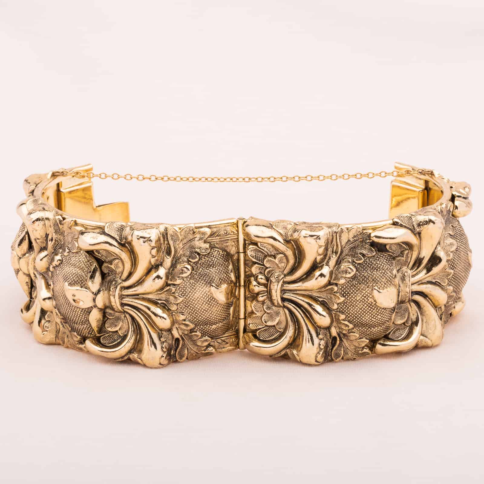 Whiting & Davis gold-tone ornate bracelet – Find Vintage Beauty
